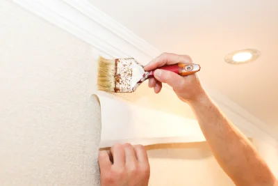 Pose de papier peint à Sepvret — revêtements muraux et toiles de verre